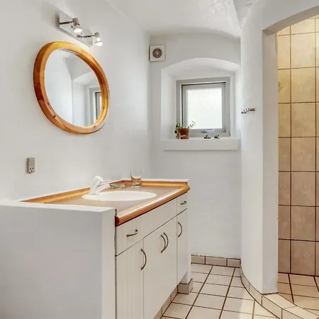 Rebecca - 1-5km From The Sea By Interhome Nyaraló Hals