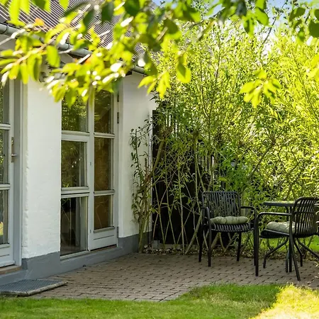Vakantiehuis Rebecca - 1-5km From The Sea By Interhome *